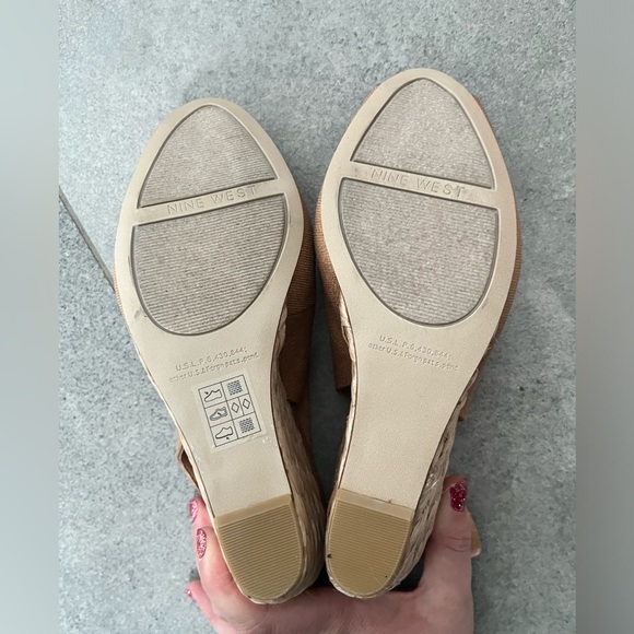 Nine West peep toe wedge size 6 - Picture 3 of 7